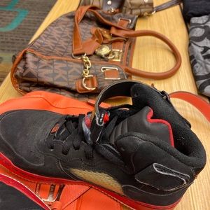 Nike Air Jordan AJF 6 (GS) 4.5Y 343096-062 Black Red High Top. $40 for 24 hrs